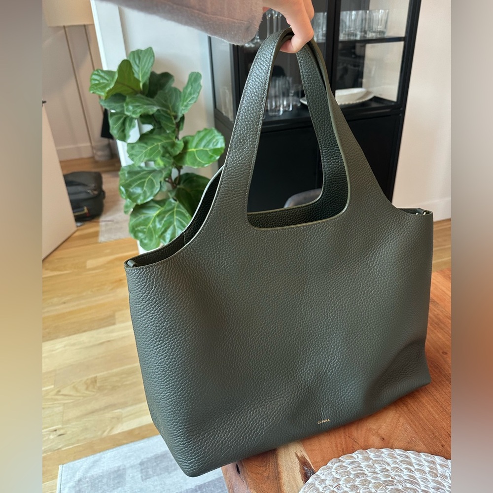Cuyana System Tote 13-Inch in Dark Olive (NWOT)